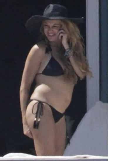 Su abdomen luce abultado.