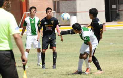 Toros FC realiza visorías desde ayer y hasta el jueves en campos Pereyra. Toros FC busca más talentos