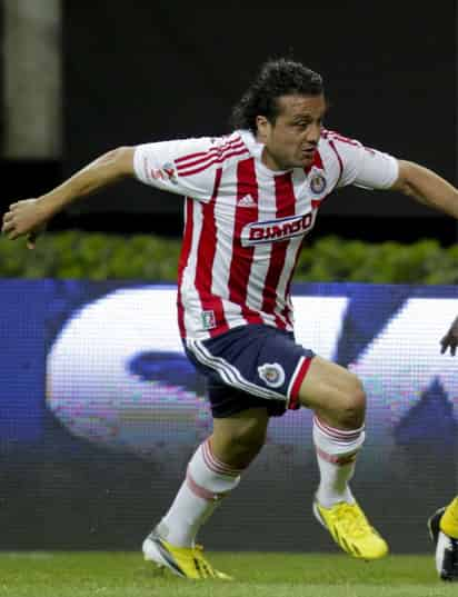 Reynoso no estaría en riesgo de perderse la visita de Chivas a Tigres. Héctor Reynoso está fuera de peligro