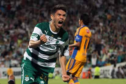 “Crecí contigo, me diste muchas alegrías, ahora vivimos un sueño juntos, gracias @ClubSantos felicidades por estos 30 años!”, comentó Oribe Peralta. (Archivo)