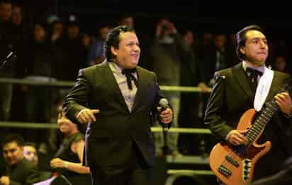 El grupo Ángeles Azules grabó el tema “El listón de tu pelo”, acompañado por la riqueza armónica de una orquesta sinfónica. (Archivo)