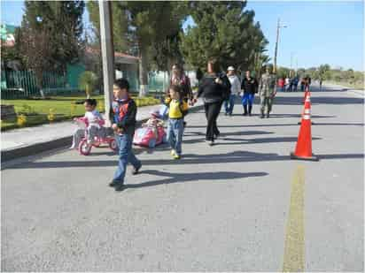 Paseo Dominical el próximo 29 de diciembre dentro del marco de los festejos del Centenario del Ejército Mexicano, en el 33 Batallón de Infantería. Celebrará Batallón de Infantería con paseo 