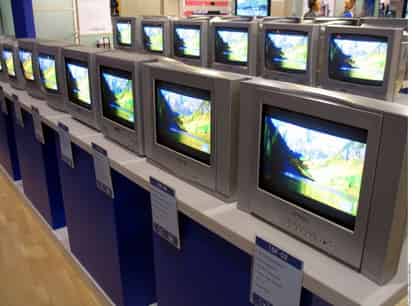 Cambios. Este fin de semana será el último en el que se podrán vender televisores análogos en comercios. A partir del lunes 13, de acuerdo con la NOM-192-SCFI/SCT1-2013 ya no se podrán vender este tipo de aparatos.