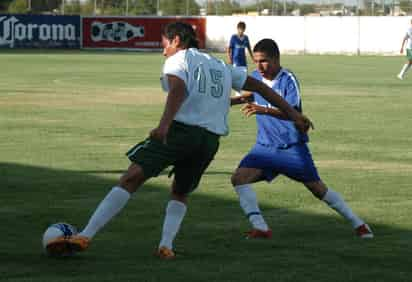 Más de 50 equipos arrancarán hoy su participación en la Liga de Futbol Estudiantil Crecemos en Juventud, a desarrollarse en Gómez Palacio, Dgo. Inicia hoy Liga de Futbol Estudiantil 