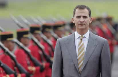 El príncipe Felipe de Borbón accederá a la Corona de España a sus 46 años de edad. (Archivo) 
