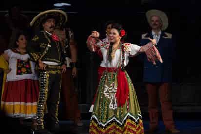 Nadia debutó en el teatro con el musical ¡Si nos dejan! (Notimex)