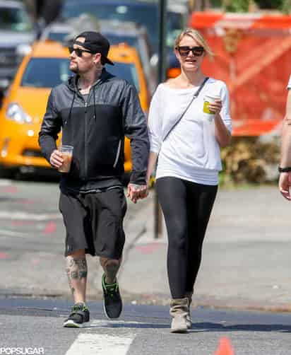 Relación. A Cameron Díaz se le vio junto al guitarrista Benji Madden.