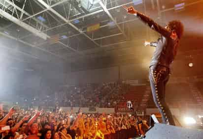 El cantante español Enrique Bunbury, quien fuera vocalista de la desaparecida agrupación Héroes del Silencio, cumple 47 años de vida. (ARCHIVO)