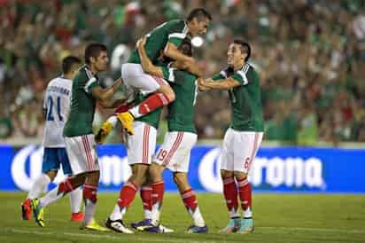 Alanís amplió la ventaja para el Tricolor.