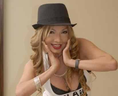 La cantante Edith Rosario Bermeo mejor conocida como 'Sharon la Hechicera' falleció en un accidente. (ESPECIAL)