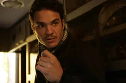 El actor mexicano Kuno Becker, reconocido por su actuación en la trilogía de las películas 'Goool!' y en los melodramas 'Soñadoras' y 'Mujeres engañadas', celebra este miércoles su cumpleaños 37, inmerso en la obra “A la orilla del río” y con planes de rodar una cinta sobre el sismo de 1985. (ARCHIVO)