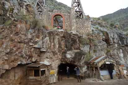 Promueven Mapimí. Se invita a todos los laguneros y sus familias a conocer los atractivos como el puente y mina de Ojuela.