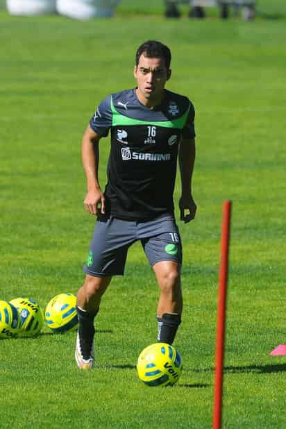 El jugador del Santos Laguna Adrián Aldrete fue expulsado en el partido anterior. Aldrete está suspendido un partido