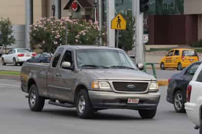 Condición. Se estima que en Coahuila circulen alrededor de 100 mil autos extranjeros.