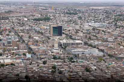 El 39% de los torreonenses dijo que abandonaría la ciudad si pudiera, en contraste con un 33% que respondió lo mismo en diciembre de 2014. (Archivo)