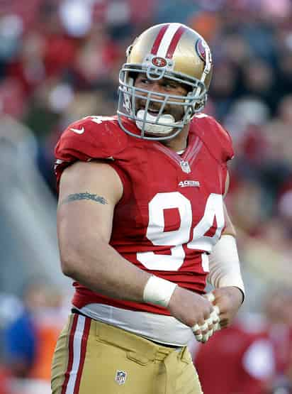 El veterano liniero defensivo de San Francisco, Justin Smith, no regresará a los emparrillados para la próxima temporada de la NFL. Justin Smith se retira 
