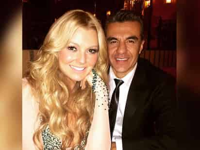 Noviazgo. El comediante confirmó que mantiene una relación con Marjorie de Sousa. (Archivo)