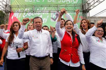 Distintas encuestas antes de los comicios de mitad de término del domingo, mostraron que el PRI mantiene un importante respaldo a pesar de un descontento con la política. (ARCHIVO)