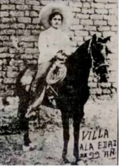 Francisco Villa a la edad de 22 años.