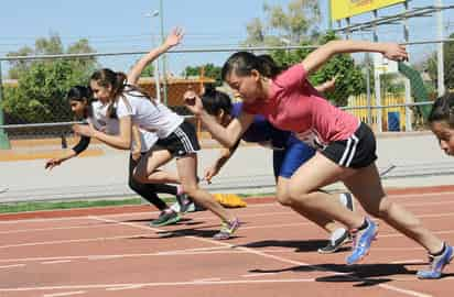 Carreras espectaculares se realizarán en la pista de tartán. Tendrán competencias de pista y campo en UDT