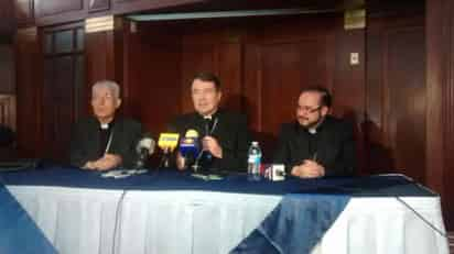 Dijo conocer muy bien a los sacerdotes de este país y agregó: 'conservo el respeto por la mayoría de los sacerdotes de México que se dedican; yo pienso que la gente es capaz de ver a los buenos sacerdotes'. (EL SIGLO DE TORREÓN)