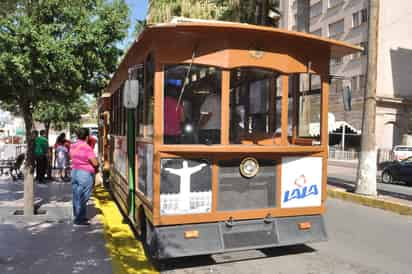 Demanda. El primer recorrido partió de la Plaza de Armas a las 10:00 horas y estuvo completamente lleno. (FABIOLA P. CANEDO)