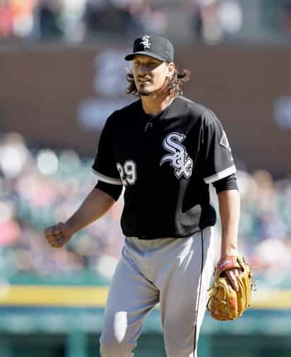 Jeff Samardzija dominó por completo al poderoso ataque de los Tigres de Detroit. Samardzija lanza una joya de pitcheo