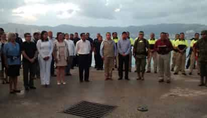 En el Asta Bandera, ubicada en el Bulevar Papagayo, se celebró un evento cívico que fue encabezado por el secretario general de Gobierno, Daniel Meza Loaeza, así como autoridades civiles y militares. (TWITTER)
