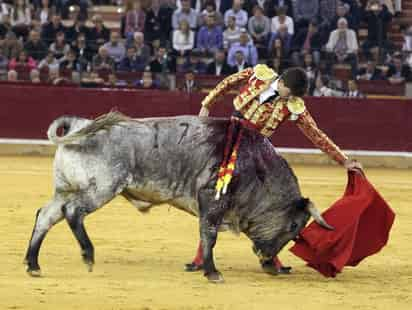 La suspensión definitiva operará hasta que la Suprema Corte de Justicia de la Nación se pronuncie ante la controversia Constitucional. (Archivo)