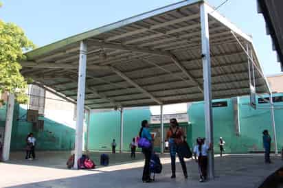 Destacan. La construcción de domos es una de las principales peticiones de los padres de familia de los alumnos de las escuelas de Ciudad Lerdo. (EL SIGLO DE TORREÓN)