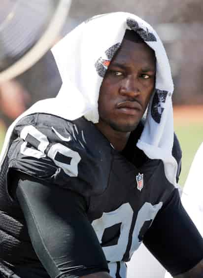 Aldon Smith, liniero de los Raiders de Oakland. (AP)