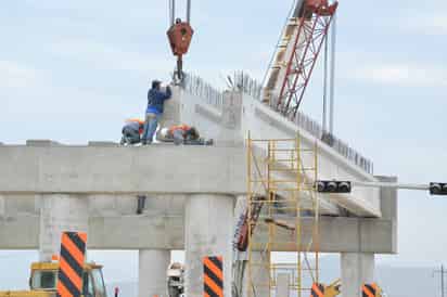 Obras públicas. La CMIC cuenta con un año de monitoreo de las obras que han sido realizadas con recursos públicos, que darán a conocer el próximo año. (EL SIGLO DE TORREÓN)