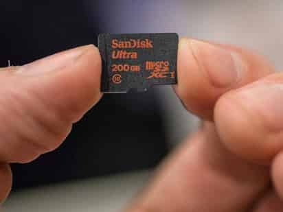 Esta tarjeta de almacenamiento tiene velocidades de transferencia de más de 90 Megas por segundo. (INTERNET)