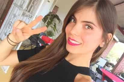 Esmeralda confirmó que su padre, don Antero Ugalde, está molestó por su operación y porque posó sensual para la revista H. (TWITTER)