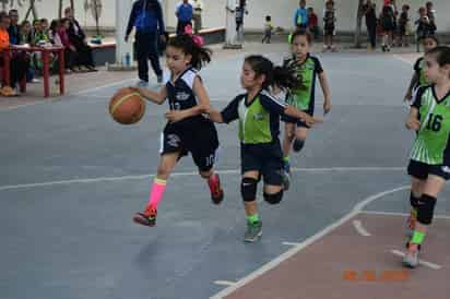 El Instituto Británico fue campeón de basquetbol en la categoría femenil 2008-2009. También obtuvieron los títulos en futbol soccer femenil de primaria y secundaria. Británico brilla en Copa Albatros de Saltillo