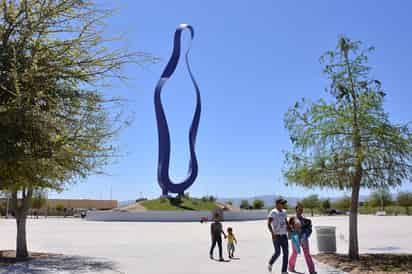 Rehabilitado. Actualmente el monumento El Manto de la Virgen recibe una rehabilitación general. Se dejará vigilancia. (Fernando Compéan)