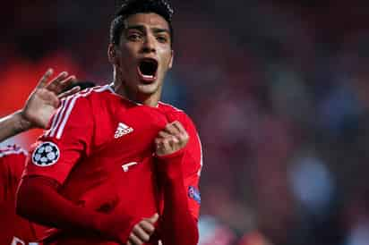 El mexicano mantiene buena racha en el Benfica de Portugal. 