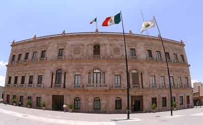 Recursos. El gobierno aporta alrededor de 900 mdp para superar esta crisis en las pensiones. (EL SIGLO DE TORREÓN)
