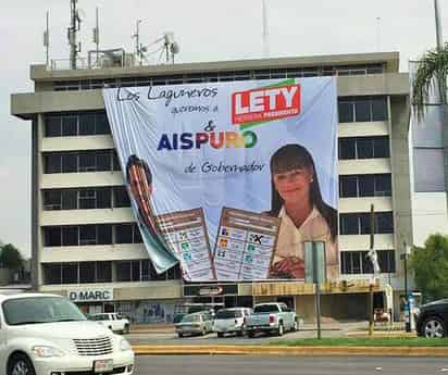Las acusaciones han arreciado debido a la aparición de propaganda en la que se invita a votar por la candidata del PRI a la alcaldía de Gómez Palacio, Leticia Herrera, y a la vez por el candidato del PAN-PRD a la gubernatura, José Rosas Aispuro. (EL SIGLO DE TORREÓN)