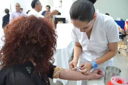 El Congreso del Estado de Coahuia la aprobó por unanimidad en el mes de abril reformar el artículo 132 de la Ley Federal del Trabajo, que daría dichos beneficios al donante voluntario. (ARCHIVO)