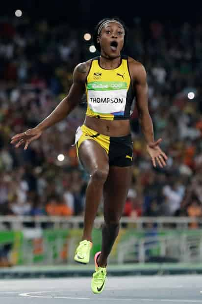 Thompson consiguió la medalla de oro con un tiempo a de 10.71 segundos. (AP)