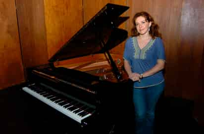 Invitada. La maestra Mariana Chabukiani será la solista invitada al concierto de la Camerata. (CORTESÍA)