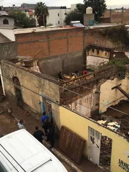 Esta mañana se reportó que las lluvias cobraron una quinta vida en la zona Centro de la capital. (EL SIGLO DE DURANGO)