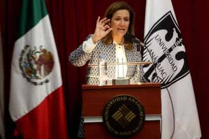 La panista negó que el presidente de su partido, Ricardo Anaya Cortés, haya sostenido una reunión con Padrés. (ARCHIVO) 