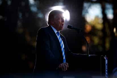 Defensa. Trump va demandar a las  mujeres que lo han acusado de una conducta sexual abusiva.