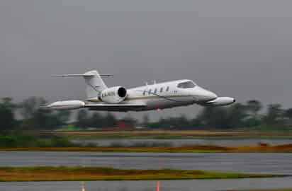 Fiscales de Texas están intentado incautar un Learjet, así como 36 millones de dólares. (ARCHIVO) 
