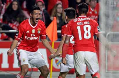 Raúl Jiménez participó los 90 minutos del juego y ligó su encuentro marcando gol. (TWITTER)