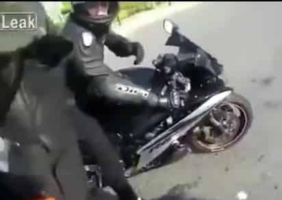 Motociclista graba su propia muerte