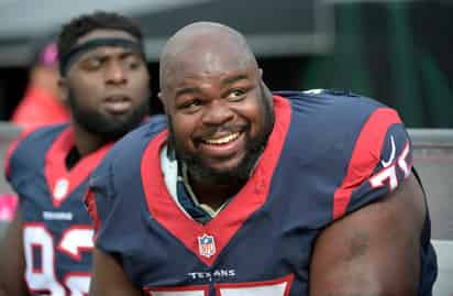 Esta es la temporada 13 de Vince Wilfork en la NFL. Vince Wilfork está considerando el retiro