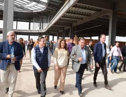 Puente. Servirá para dar conectividad a los futuros habitantes de este complejo con la ciudad de Torreón. 